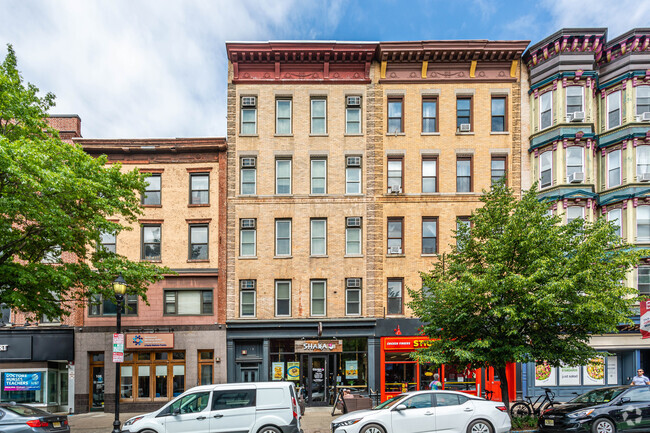 Foto del edificio - 110 Washington St