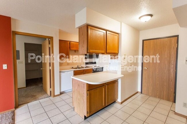 Building Photo - 2600 N Career Ave