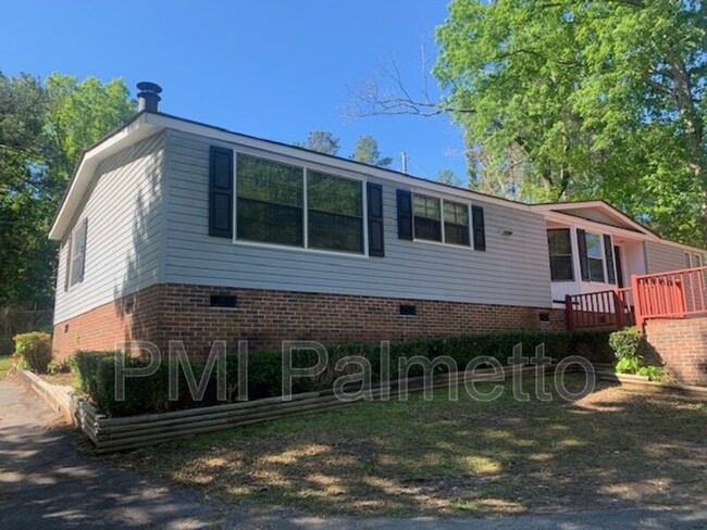 Building Photo - 304 Hiller Rd