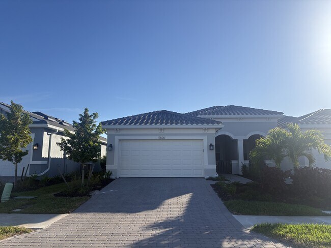 Foto del edificio - 17820 Star Ruby Pl