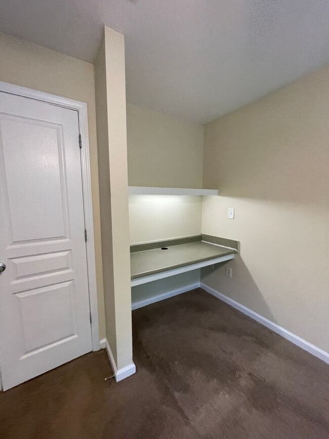 Building Photo - 3700 Spruce Ridge Way