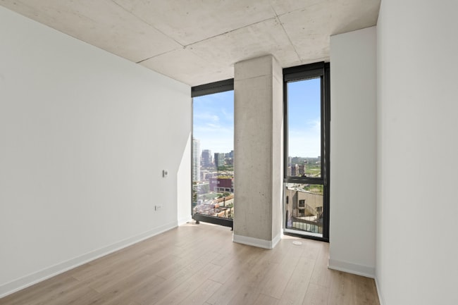 Photo - 254 W Polk St Apartment