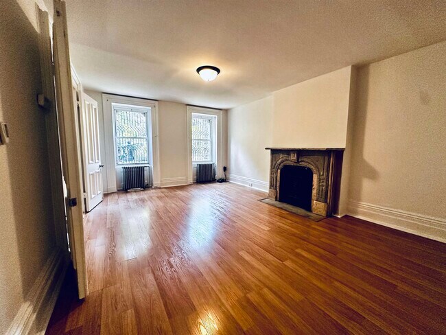Foto del edificio - 282 Montgomery St