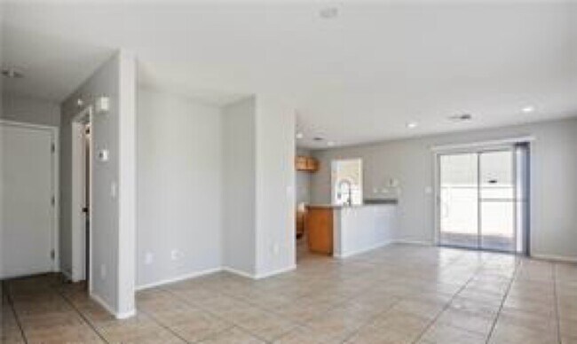 Foto del edificio - 2076 Pillar Pointe St