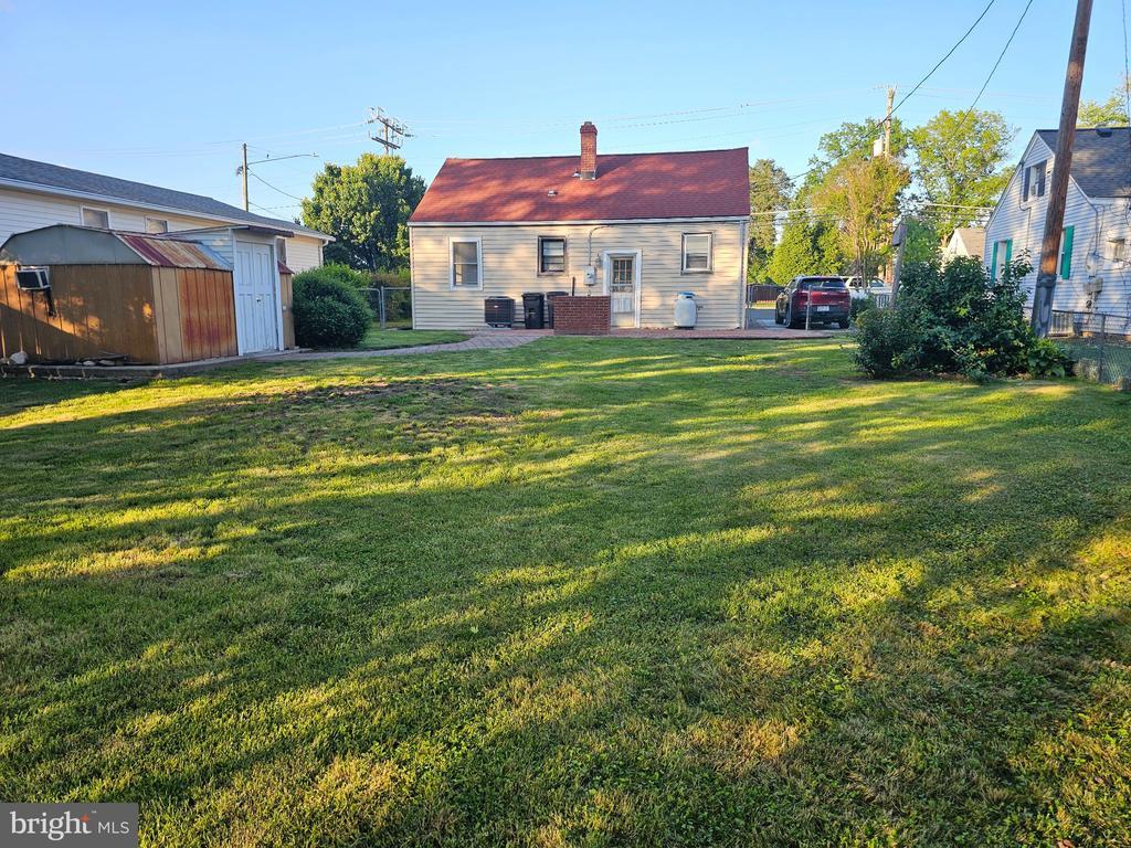 Foto del edificio - 8524 Highland Ln