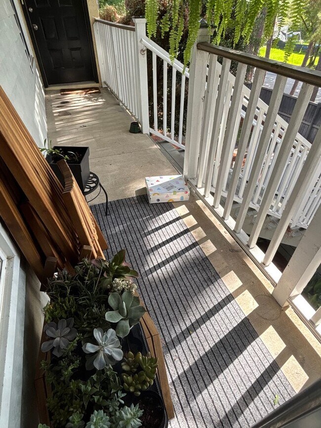Foto del edificio - 2 Bedroom, 2 Bathroom Condo in Woodscape -...