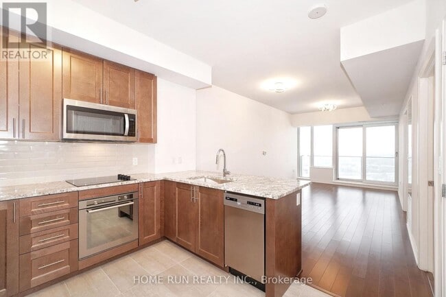 Building Photo - 805 Carling Ave