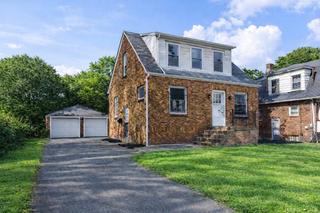 Foto del edificio - 532 W Ravenwood Ave