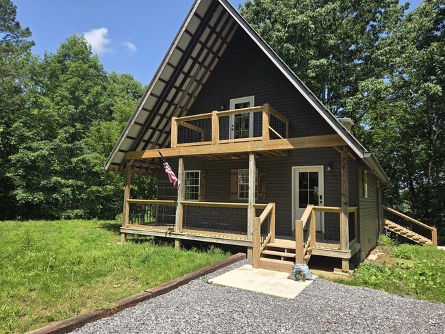 Foto del edificio - 6013 Bates Pike SE