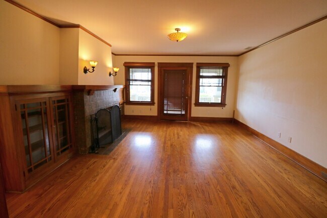 Foto del edificio - 2878 Gunn St