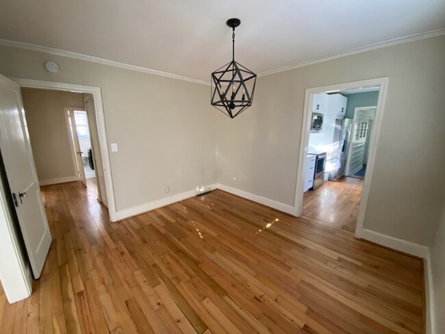 Building Photo - 2805 Burney Dr