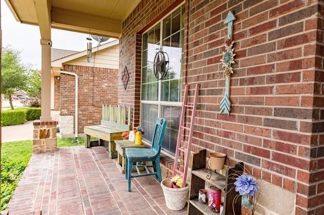 Foto del edificio - 10913 Middleglen Rd