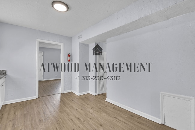 Building Photo - 20531 Moenart St
