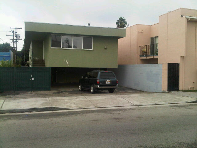 Primary Photo - 3543 Overland Ave