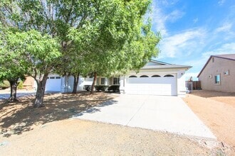 Building Photo - 7348 E Horseshoe Ln