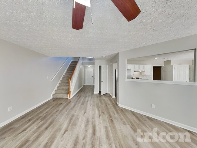 Building Photo - 988 Winding Down Way