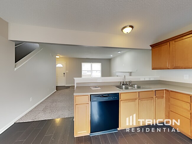 Building Photo - 1432 Dowell St