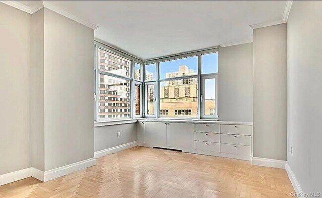 Foto del edificio - 404 E 76th St