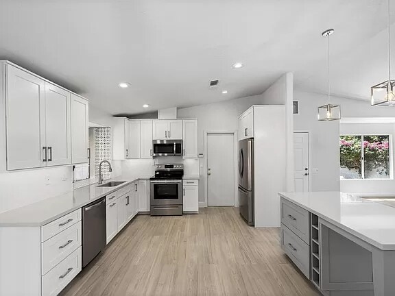 Foto del edificio - 54140 Avenida Mendoza