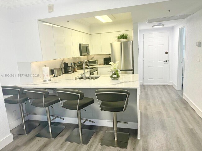 Foto del edificio - 2501 S Ocean Dr