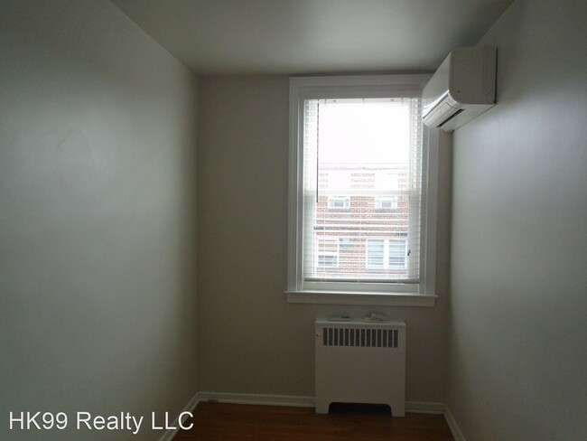 Building Photo - 3 br, 1.5 bath House - 3151 Wellington St.