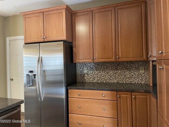 Foto del edificio - 79 Rockrose Dr