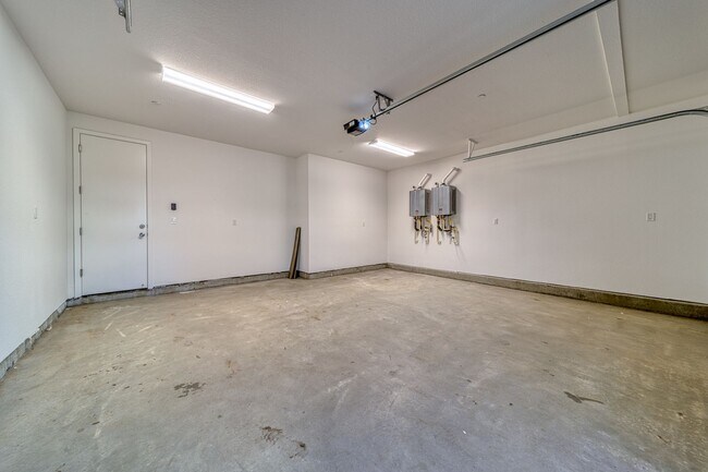 Building Photo - Phase 1 Bungalow Rental - Lot D43 Main