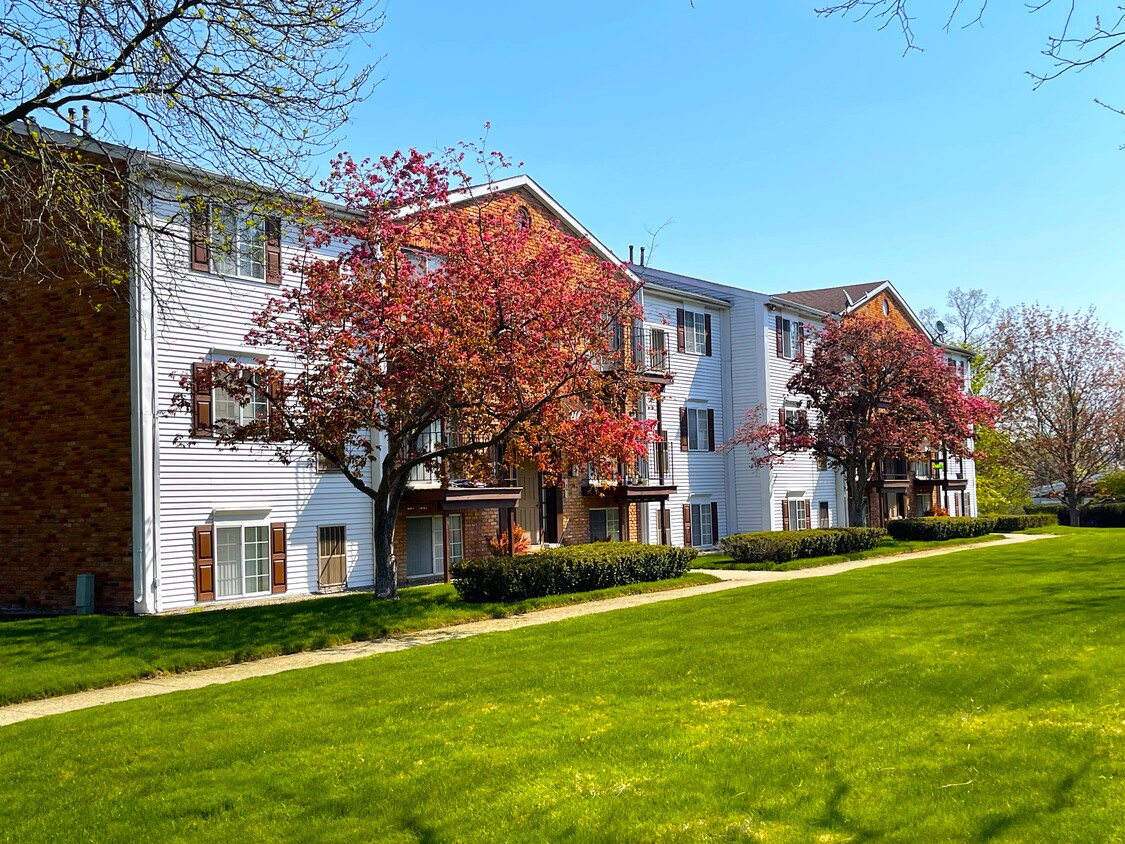 Primary Photo - Walnut Creek Apartments