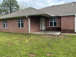 Building Photo - 230 W Gary St