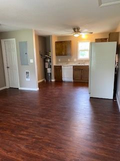 Building Photo - 119 Warrior Circle