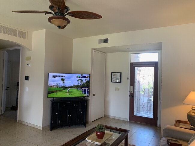 Building Photo - 28964 Desert Princess Dr