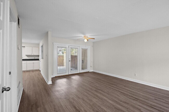 Foto del edificio - 3/2 townhouse at the Rez!