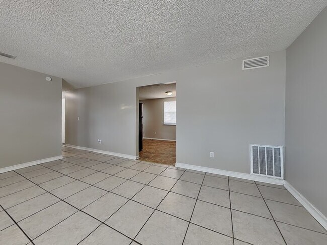 Foto del edificio - 11749 Kingfisher Ln E