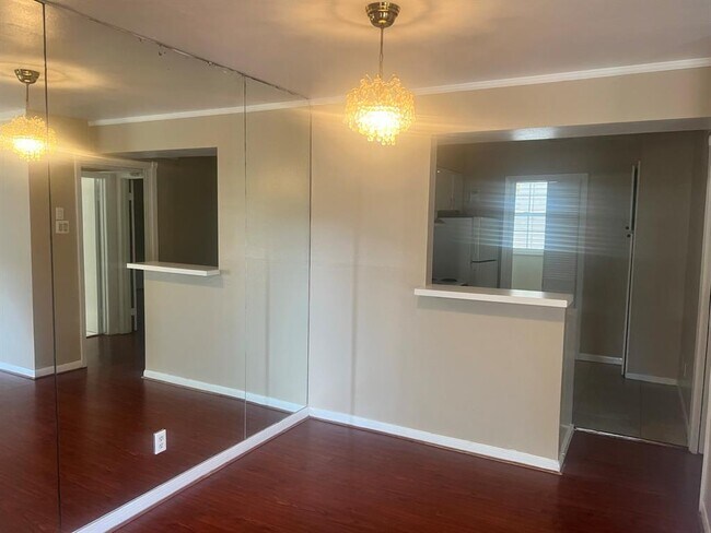 Foto del edificio - 2601 Marilee Ln
