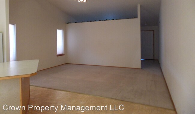 Building Photo - 3 br, 2 bath House - 8813 W Bonnie Ave