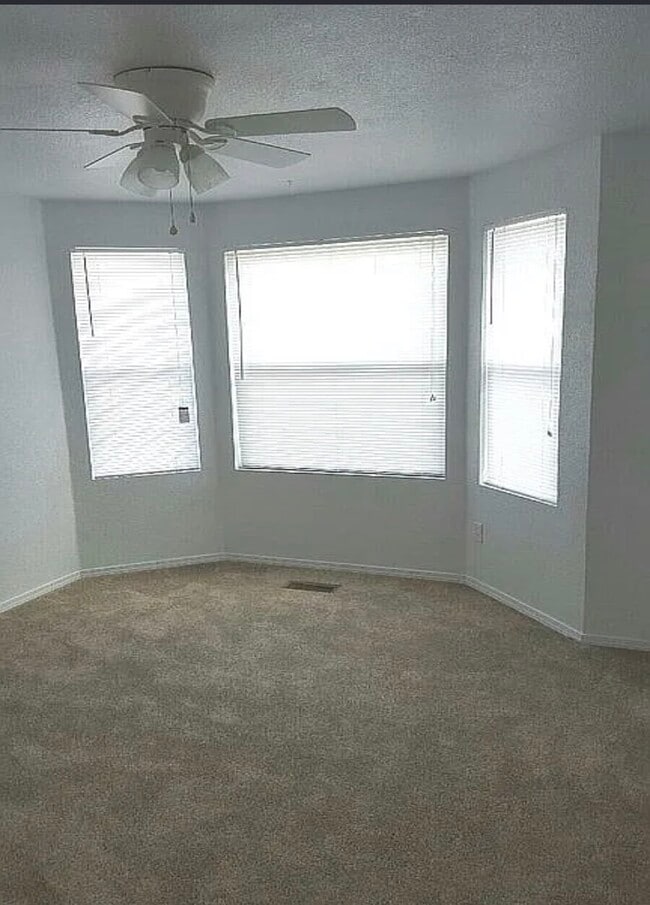 Building Photo - 2403 S Atlantic St