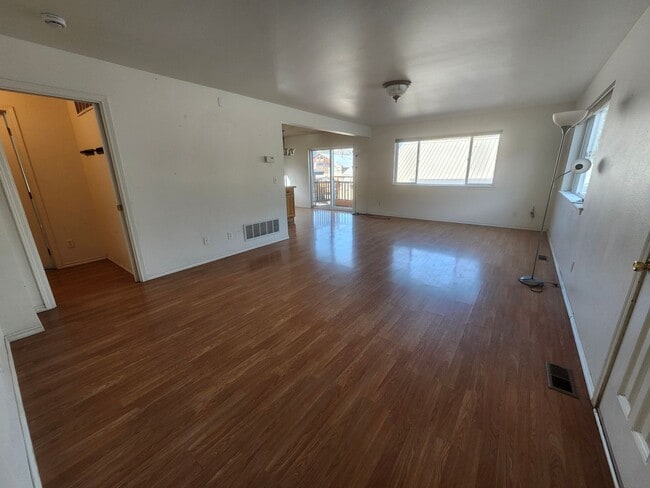 Building Photo - 348 Speedway Ave