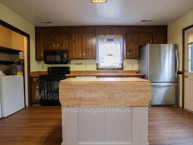 Foto del edificio - 2101 S Twilight Ln