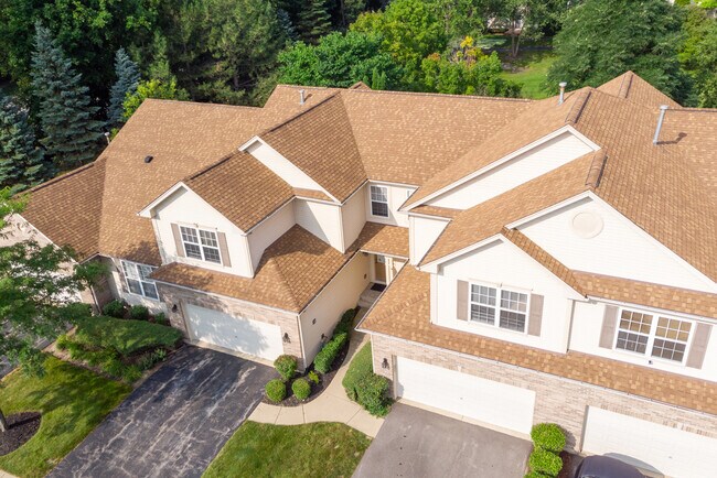 Foto del edificio - 880 Countryfield Ln