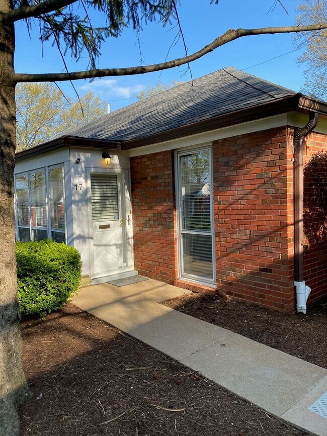 Foto del edificio - 8506 Stanford Ave