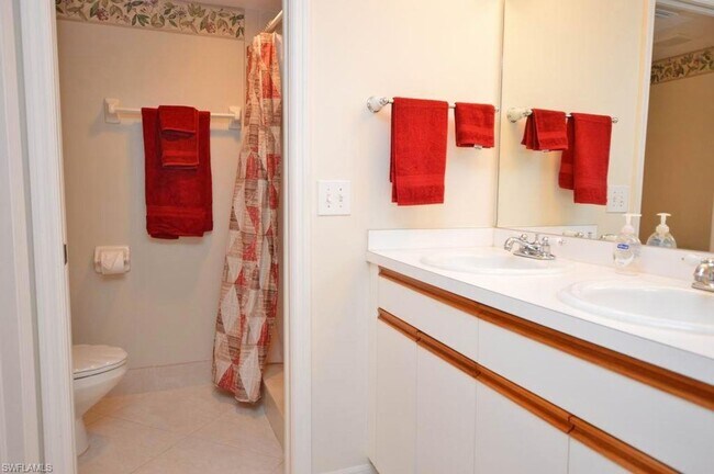 Building Photo - ***FURNISHED SHORT TERM RENTAL***Waterfron...
