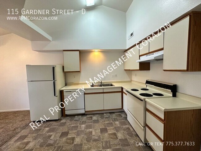 Building Photo - SUMMER SPECIAL $500 off first month for ap...