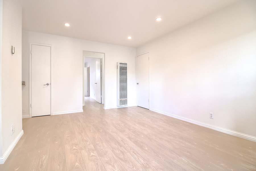 Foto principal - 46728 Crawford St