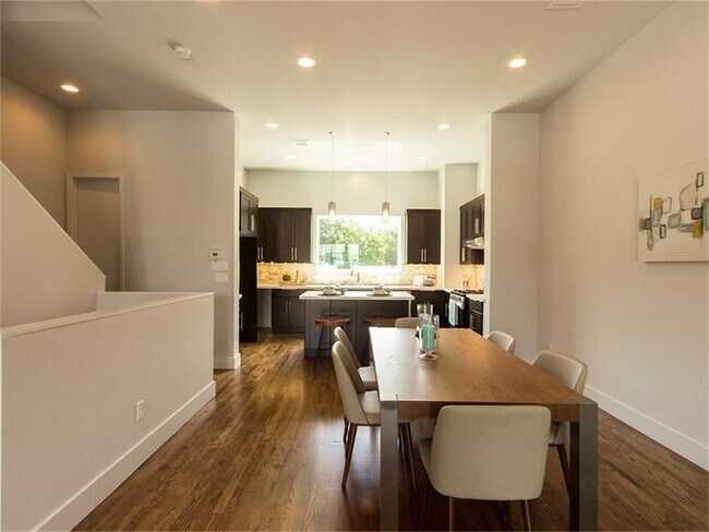 Foto del edificio - 864 Wakefield Dr