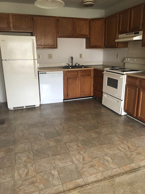 Kitchen - Squire Mill Town Homes