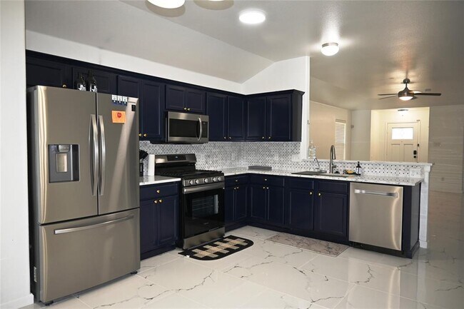 Foto del edificio - 18509 Great Falls Dr