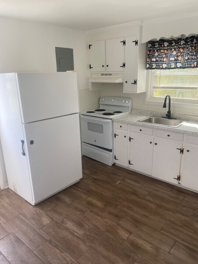 Foto del edificio - 1821 Taylor St