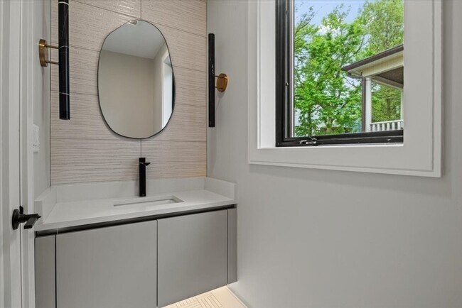 Foto del edificio - 117 Thorndike St