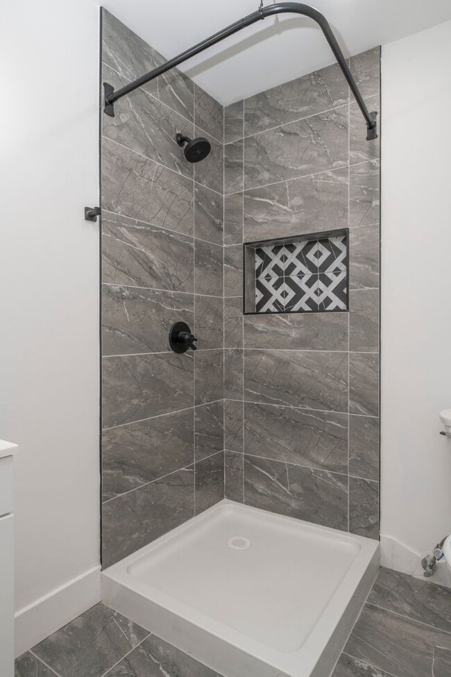 Foto del edificio - 3312 W Cumberland St