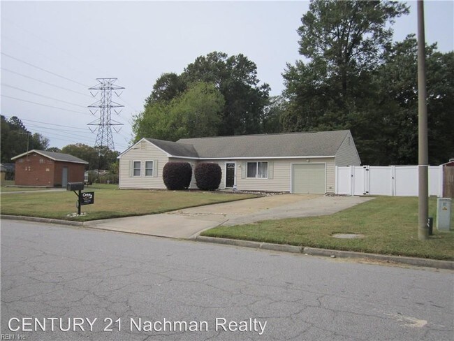 Building Photo - 4 br, 1.5 bath House - 3720 Red Barn Road